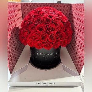 Ricordami Italia Red Rose Arrangement